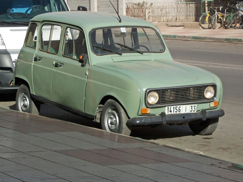 renault-4-006.jpg